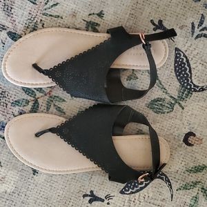 Lauren Conrad black sandals size 11